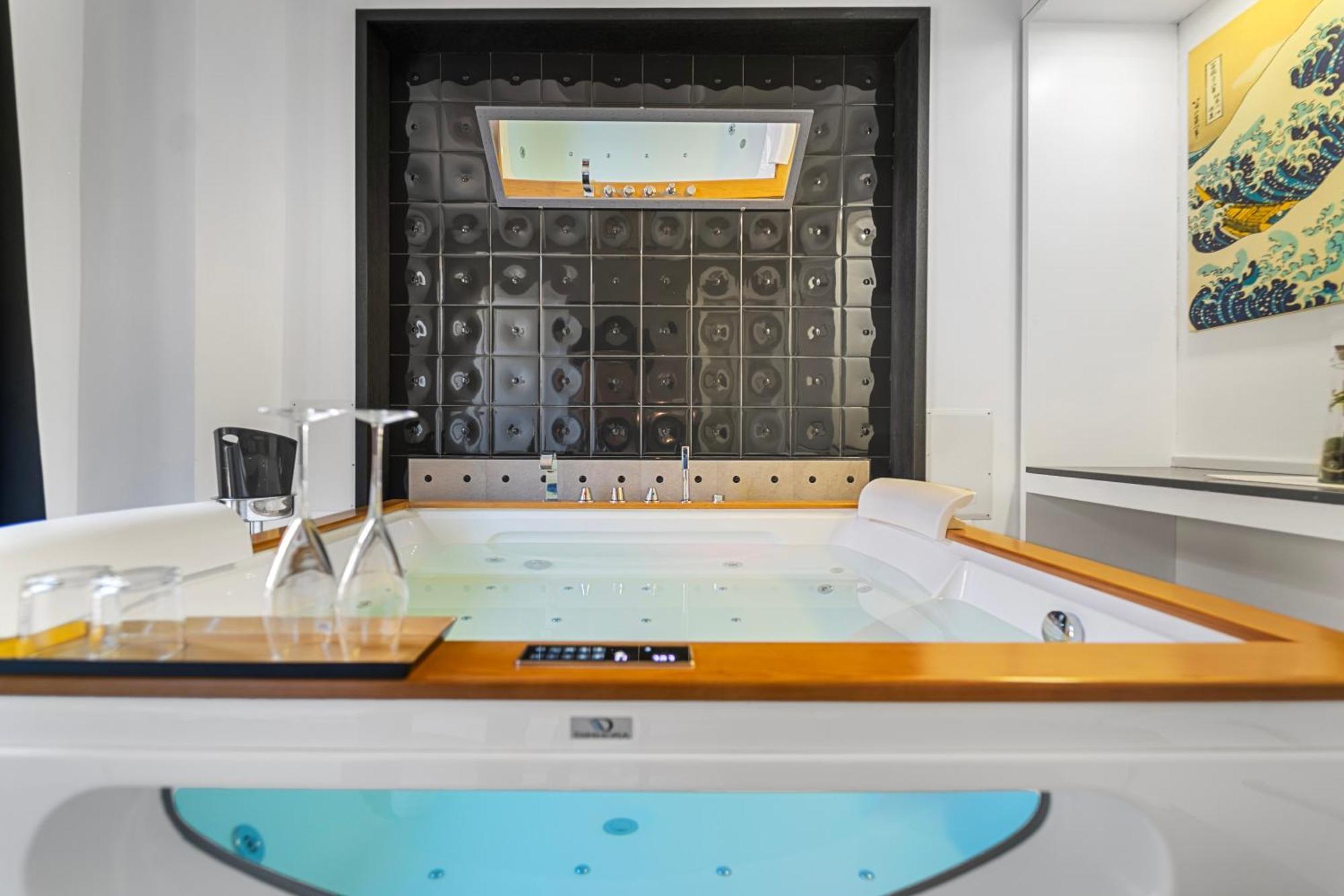 Ukiyo Suites And Rooms Cagliari Exterior photo